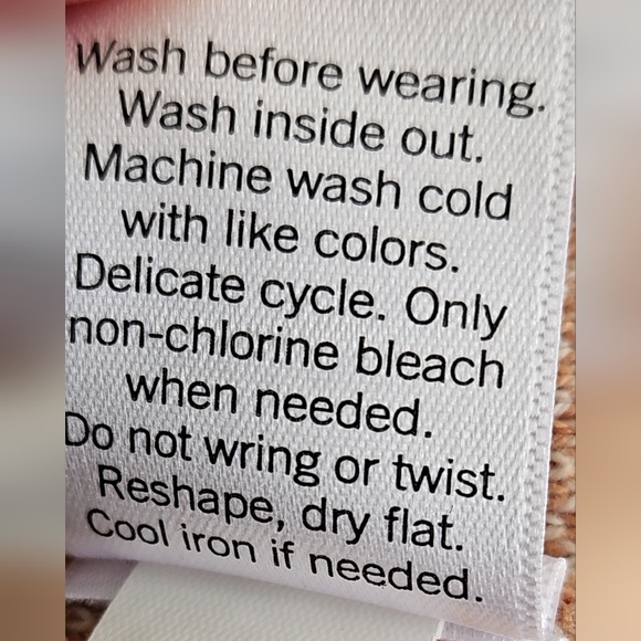 Nine West Puff Sleeve Cardigan Women’s Medium | Tan White Animal Print Sweater | - Picture 11 of 12